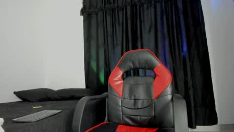 leonidas1.1 online show from 03.26.26