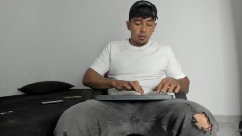 leonidas1.1 online show from 04.05.26