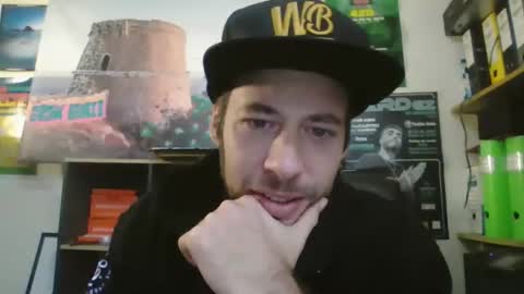 leonidascum online show from 12.01.25