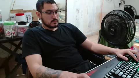 leonino231 online show from 11.22.25