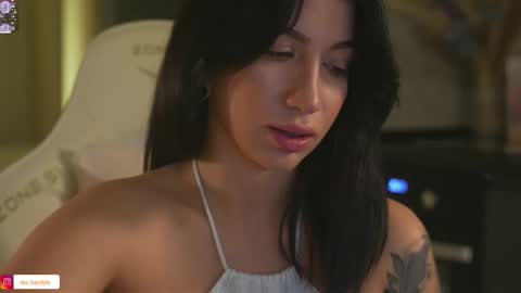 Leora online show from 10.27.25