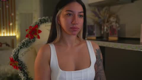 Leora online show from 01.07.26