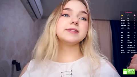 Snapshot of leotafredericks chatting on 11.22.25 Hello everyone Im Lora Its my first day Were going to have fun together online show from 11.22.25
