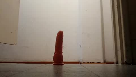 Abril online show from 11.03.25