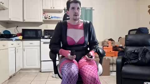 Snapshot of leppard6148 chatting on 12.07.24 Keith online show from 12.07.24