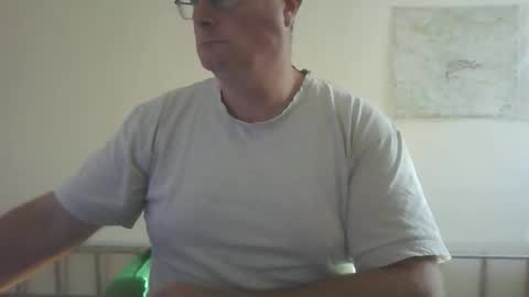 homquisgode online show from 11.17.25