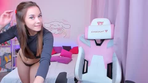 Valerie online show from 10.13.25