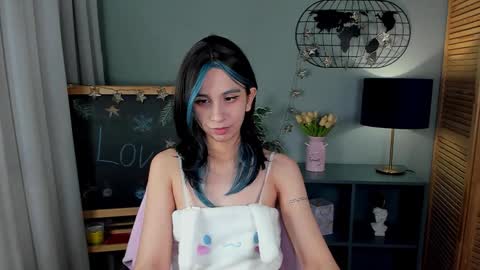 Snapshot of lesilos chatting on 02.04.26 Eveline online show from 02.04.26