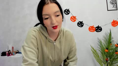 Lesley online show from 10.17.25