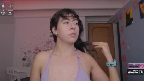 Lesly online show from 11.21.25