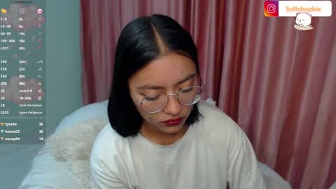 Snapshot of leslie__anderson chatting on 03.08.25 Leslie online show from 03.08.25