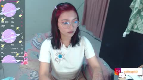 Snapshot of leslie__anderson chatting on 10.03.25 Leslie online show from 10.03.25