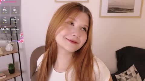 Snapshot of leslie__williams chatting on 10.17.25 Tracy online show from 10.17.25