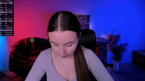 leslie_bird online show from 12.17.25