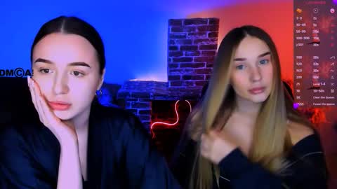 leslie_bird online show from 12.23.25