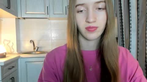  LESLIE   online show from 11.18.25