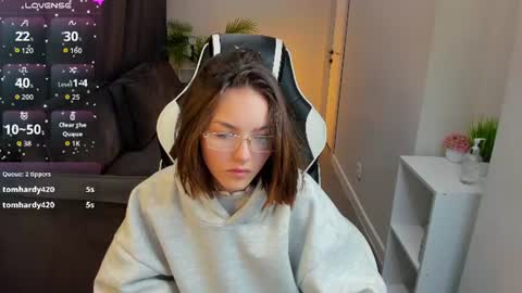 Leslie online show from 06.24.26