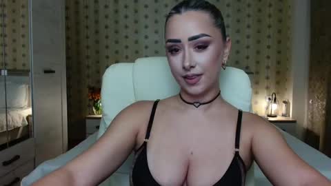 leslie_secret online show from 10.09.25
