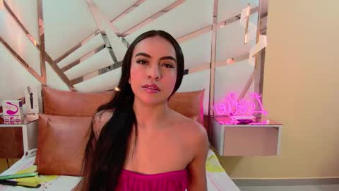 LeslieBush online show from 12.17.25