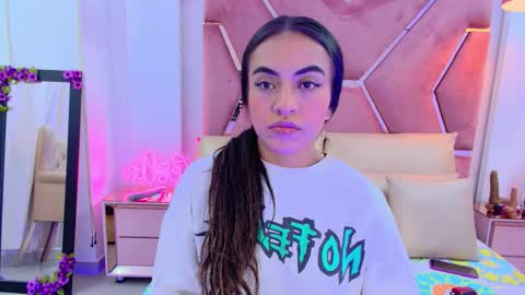 LeslieBush online show from 01.08.26