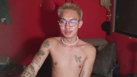 lesteryooo online show from 04.10.26