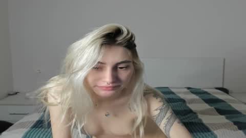 lesyaliss online show from 02.26.26