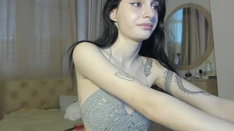 Snapshot of lesyaliss chatting on 07.19.26 lesyaliss online show from 07.19.26