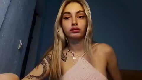 lesyawhite online show from 11.13.25