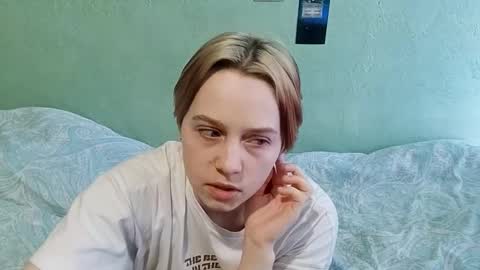 Snapshot of letitiaboteler chatting on 11.27.25 letitiaboteler online show from 11.27.25