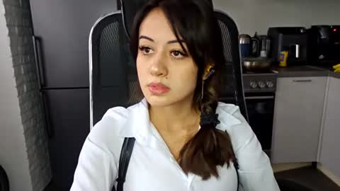 Emily online show from 06.26.26