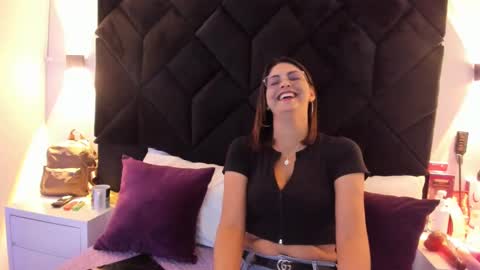 Snapshot of letiziia_sky chatting on 02.03.25 letiziia online show from 02.03.25