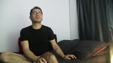 Torres online show from 04.19.26