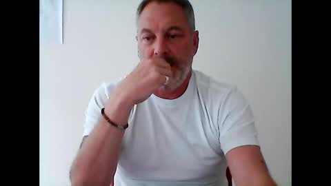 Snapshot of letshavefun2gether68 chatting on 05.27.26 letshavefun2gether68 online show from 05.27.26