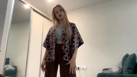 Kate online show from 04.21.26