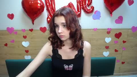 letty_curly online show from 02.21.25