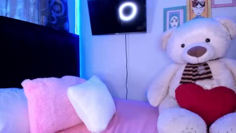 Snapshot of lev_akira chatting on 02.25.25 Akira online show from 02.25.25