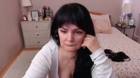 Mary online show from 12.13.24