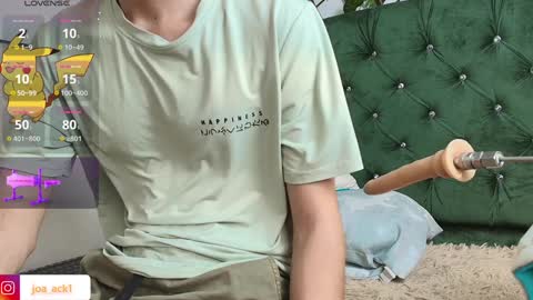 Levi  online show from 01.10.25