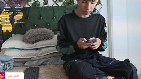 Levi  online show from 01.13.25