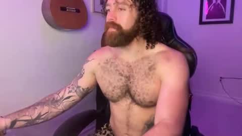 Snapshot of levi_daniel chatting on 11.12.25 Levi Daniel online show from 11.12.25