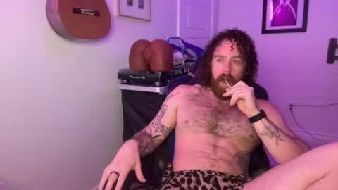 Snapshot of levi_daniel chatting on 11.13.25 Levi Daniel online show from 11.13.25