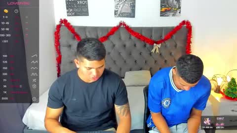 Snapshot of lewishamiltom chatting on 12.28.24 lewis online show from 12.28.24