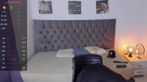 Snapshot of lewishamiltom chatting on 01.24.25 lewis online show from 01.24.25