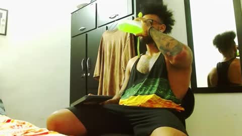 Lewis Strong online show from 11.17.25