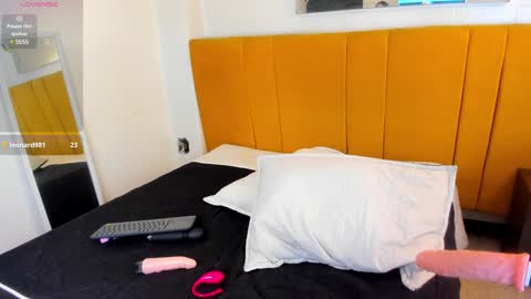 Lexi Howard  online show from 12.28.24