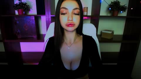 Alexia online show from 03.04.25