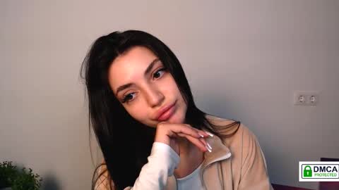 Alexia online show from 10.06.25