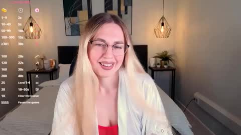 Snapshot of lexi_terele chatting on 09.11.25 Lexy - Follow me online show from 09.11.25