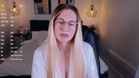 Snapshot of lexi_terele chatting on 09.18.25 Lexy - Follow me online show from 09.18.25