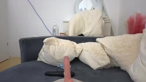 LEXXY online show from 12.31.24